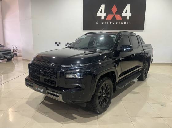 MITSUBISHI TRITON 2.4 BITURBO DIESEL CD KATANA 4X4 AUTOMÁTICO MITSUBISHI TRITON 2.4 BITURBO DIESEL CD KATANA 4X4 AUTOMÁTICO